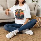 Trail Mum Carries Snacks and Everyone's Problems T-Shirt