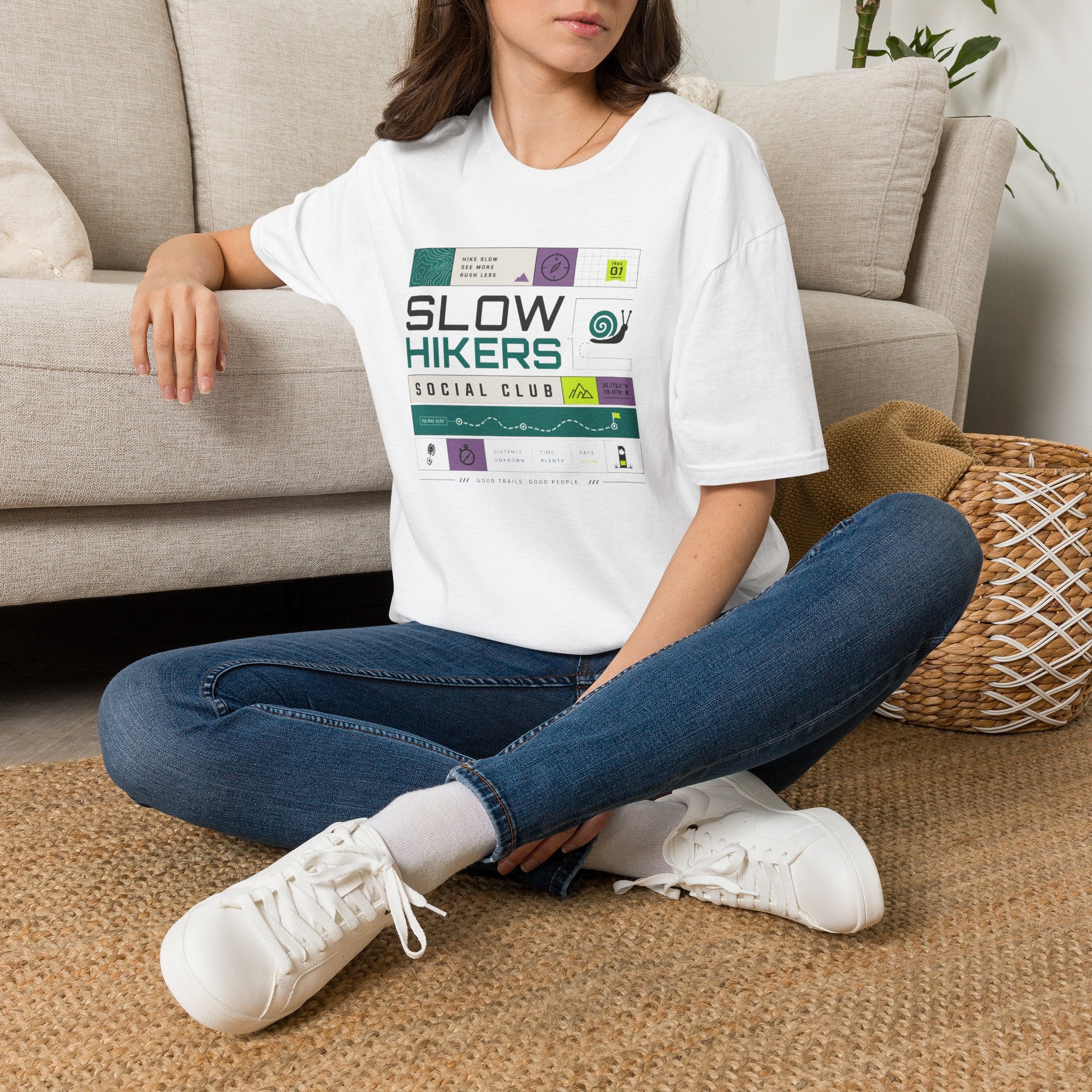 Slow Hikers Social Club - T-Shirt