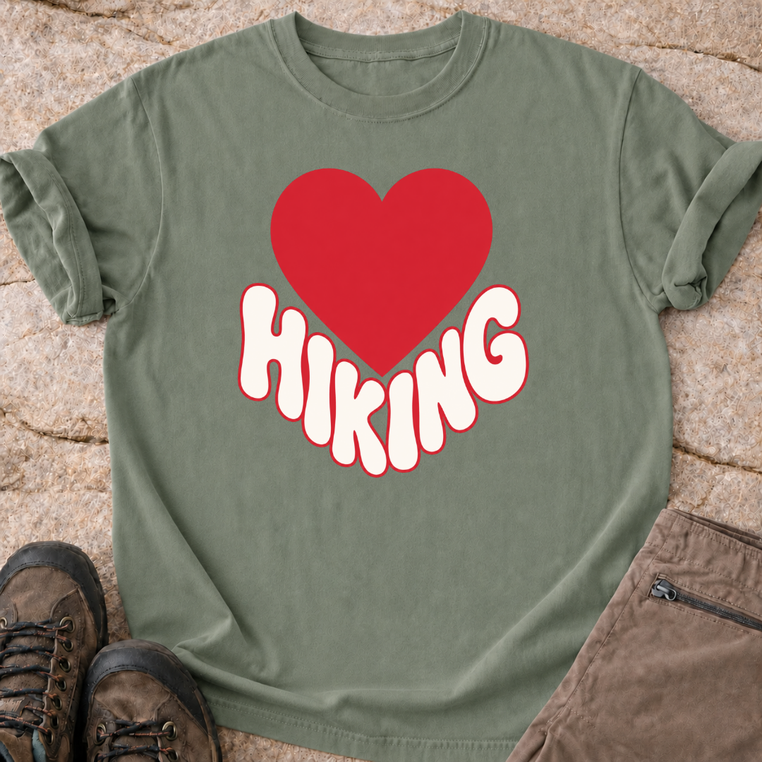 Love Hiking - T-Shirt
