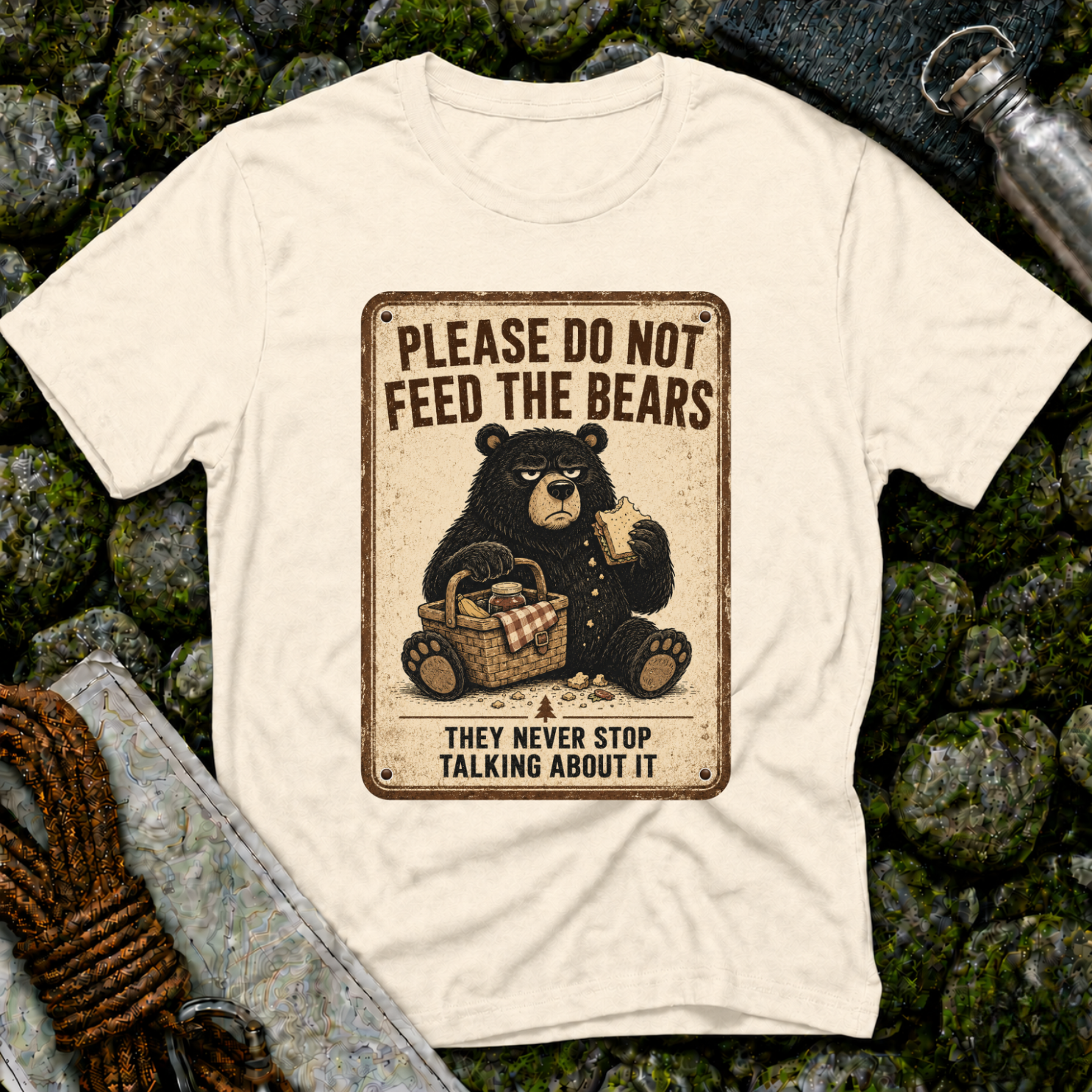 Please Don't Feed the Bears - T-Shirt